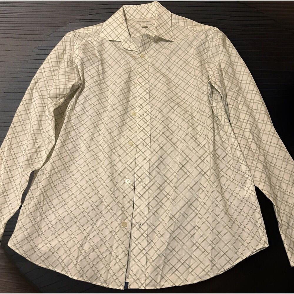 Banana Republic Men’s Size S (14-14.5) White with Light Black Stripes New